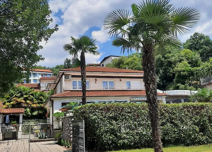Apartman Anagora Ii